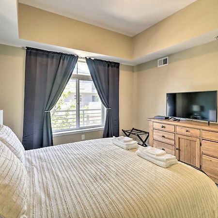 Grand Haven Condo - Walk To Nearby Hot Spots! Екстер'єр фото