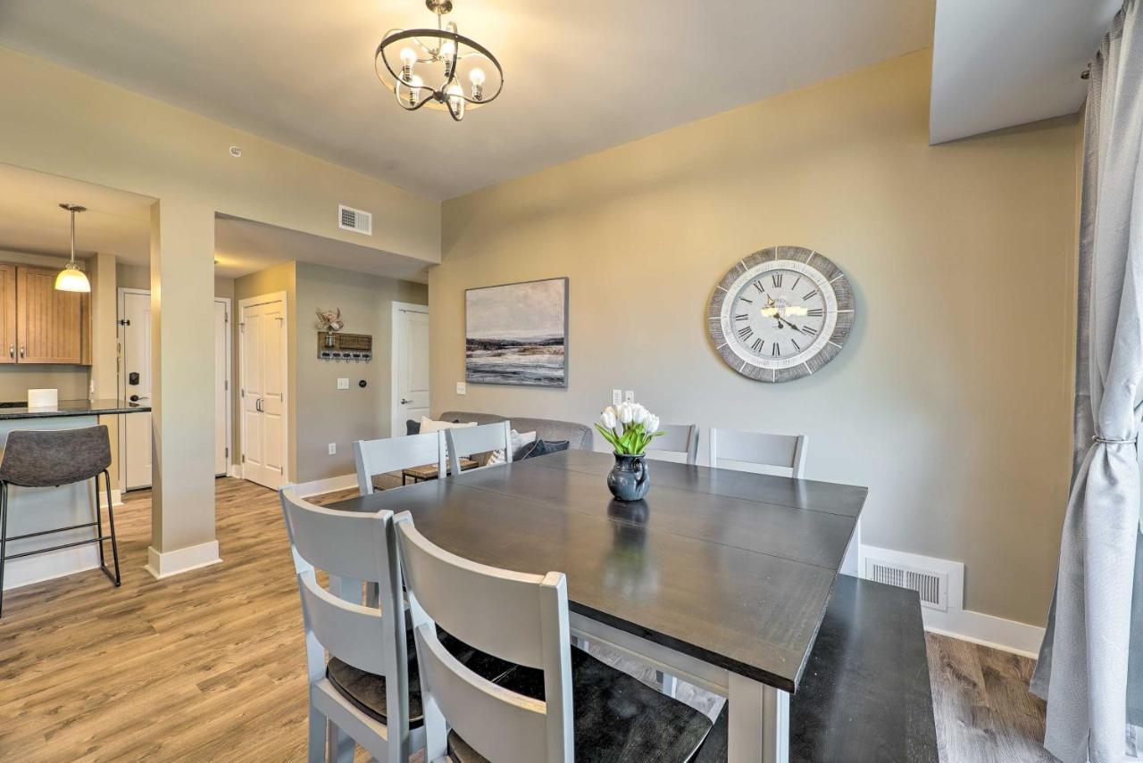 Grand Haven Condo - Walk To Nearby Hot Spots! Екстер'єр фото
