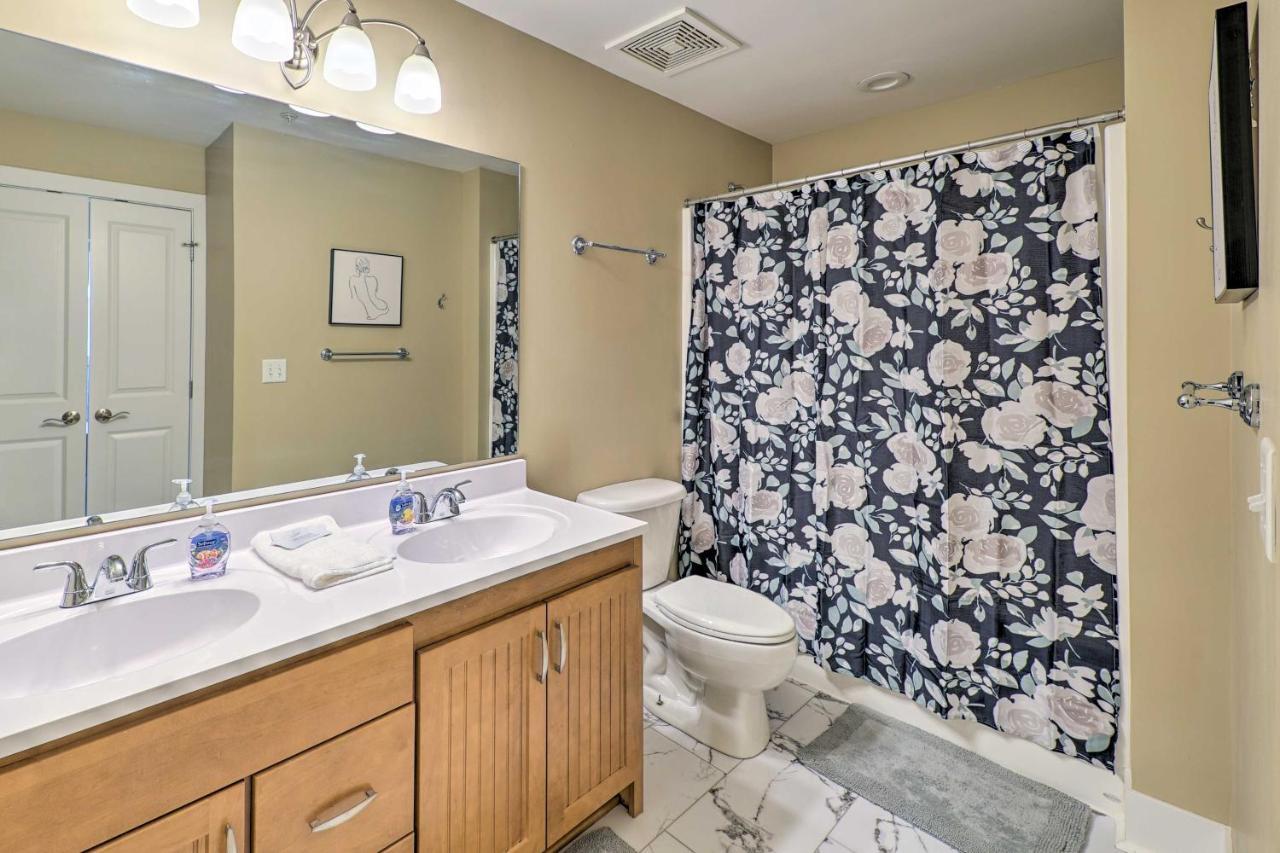 Grand Haven Condo - Walk To Nearby Hot Spots! Екстер'єр фото
